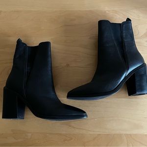Marc Fisher Black Leather Pull On Boots - Size 9.5